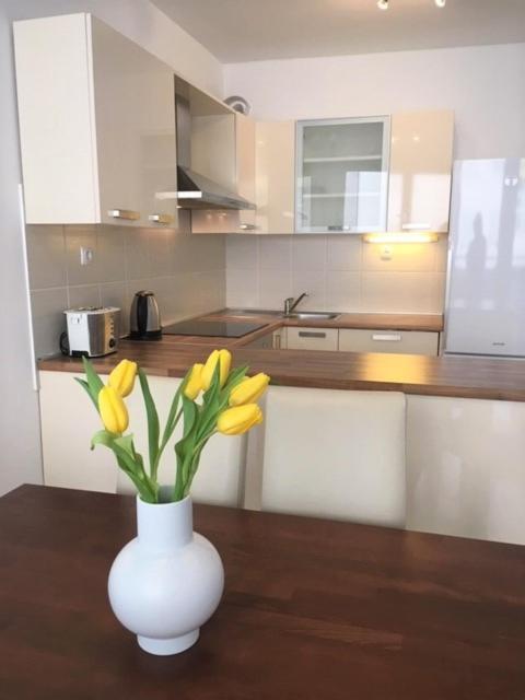 Sunshine Apartment Makarska Exterior foto
